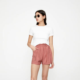 Plain Bermuda Shorts With An Elastic Waistband